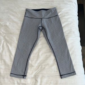 Lululemon cropped gingham leggings